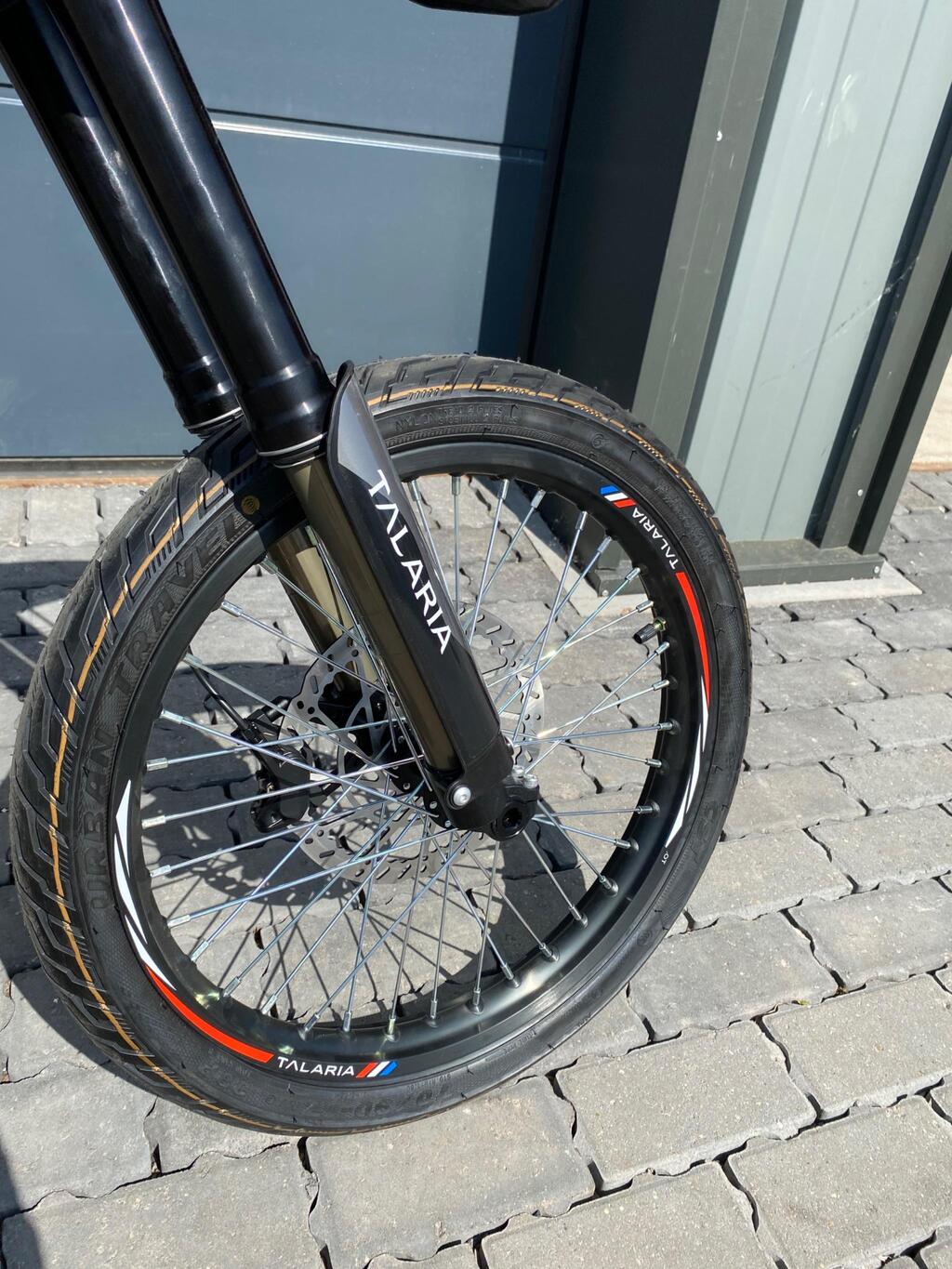 Talaria X3 Road Legal Electric Bike - Image 5