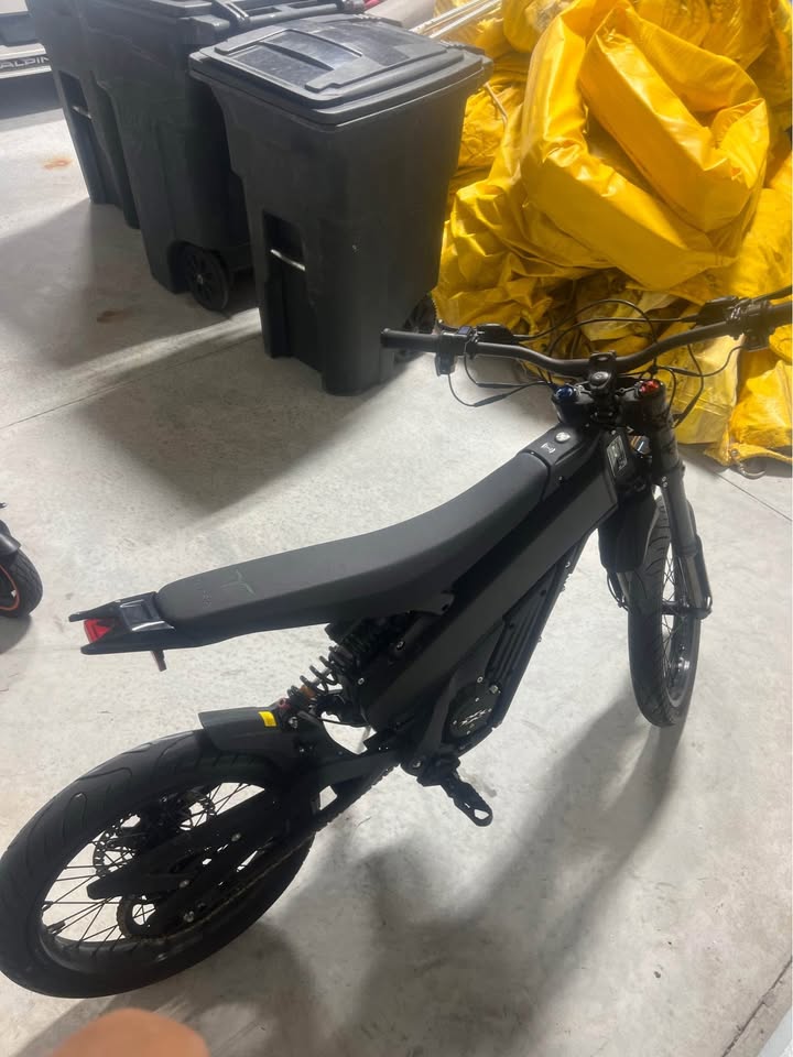 Black Talaria x3 Electric Bike - Image 2