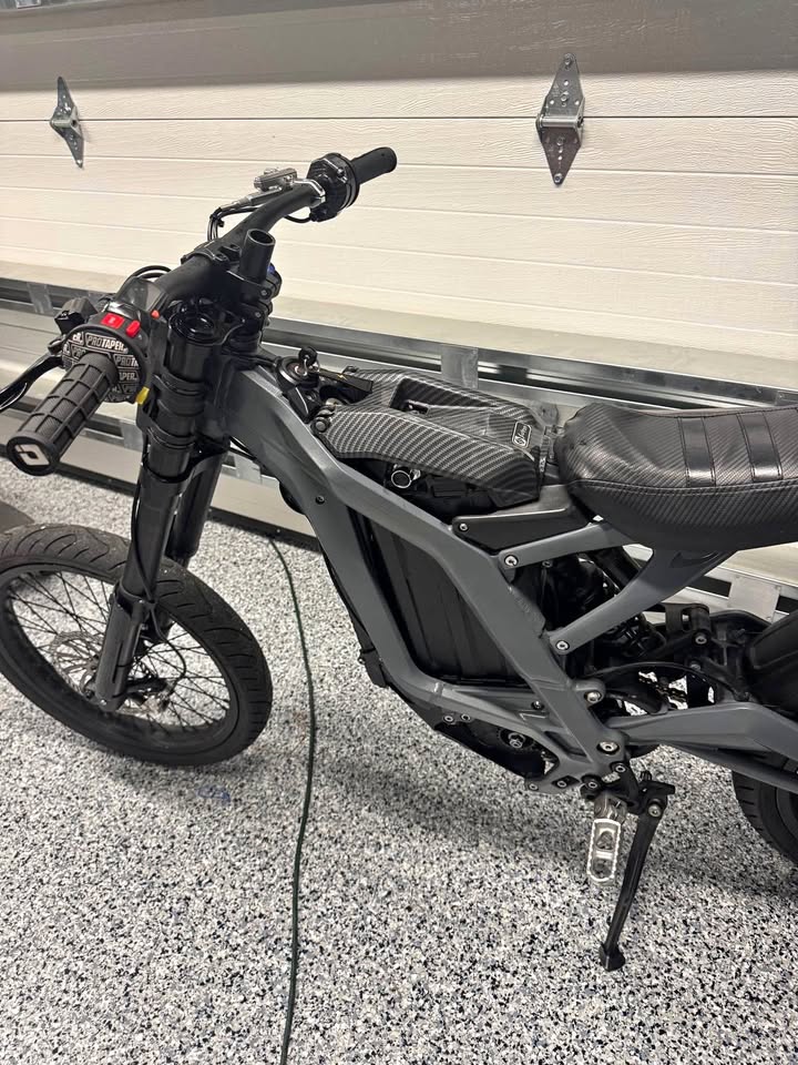 Surron Light Bee L1E